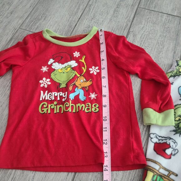 Dr. Seuss “Merry Grinchmas” Toddler 2-Piece Pajama Set Red Size 3T/2T - Picture 9 of 9